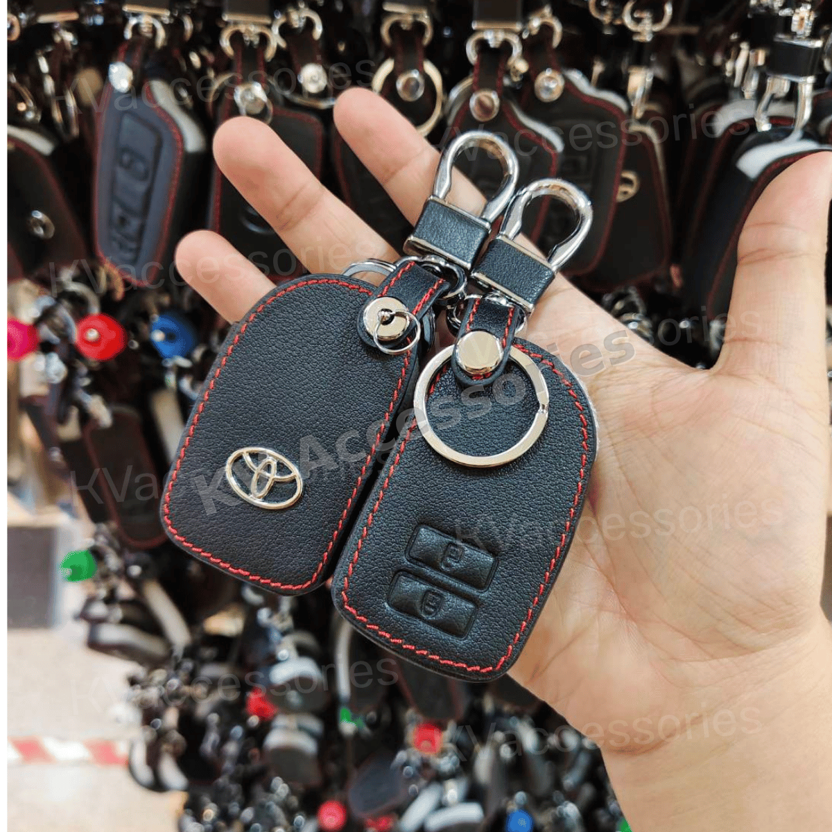 ซองหนังดำด้ายแดง สำหรับ TOYOTA  Yaris แบบ2ปุ่ม