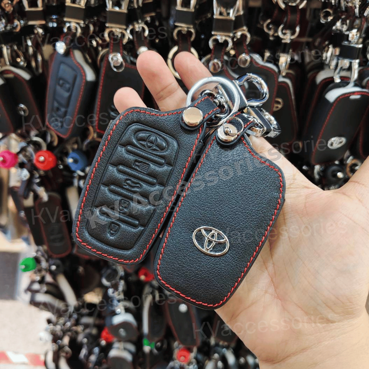 ซองหนังดำด้ายแดง สำหรับ TOYOTA FORTUNER/Camry  Corolla