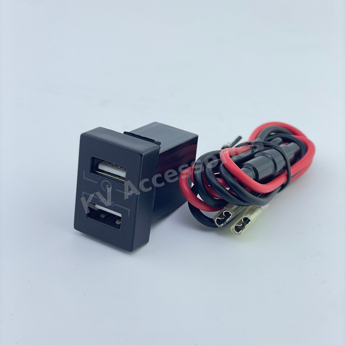 2USB QC3.0. Quickcharge TOYOTA #2 Vios&Yaris(06-19) Altis(08-18) Prius,Camry(06-17) Alphard(08-24) Revo&Fortuner(15-24) CHR