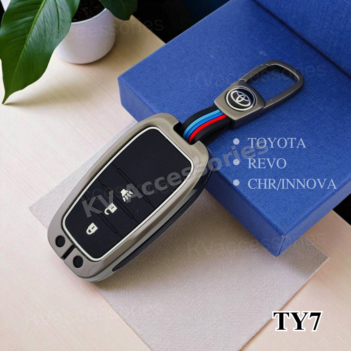 (พร้อมกล่อง) เคสกุญแจโลหะปุ่มซิลิโคน สำหรับ TOYOTA REVO (SMARTKYE)